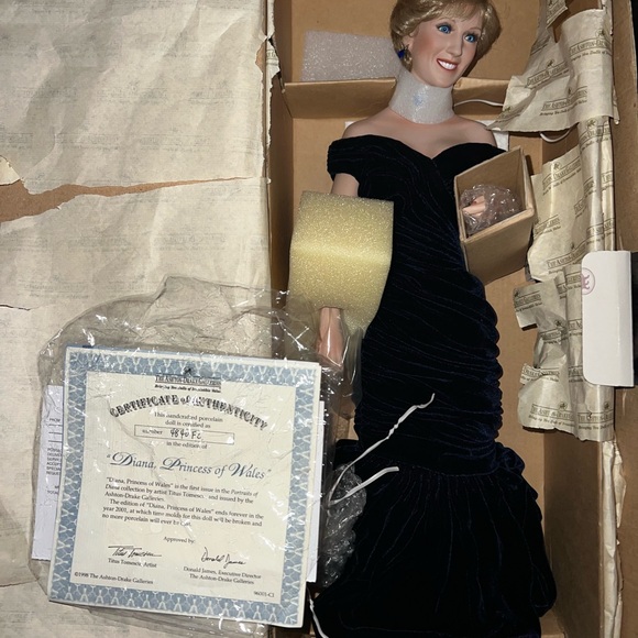 Ashton Drake Gene Doll Diana Princess of Wales - Picture 1 of 2